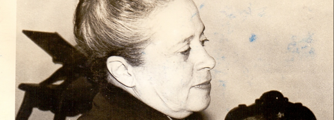 Elisa Mújica, escritora.