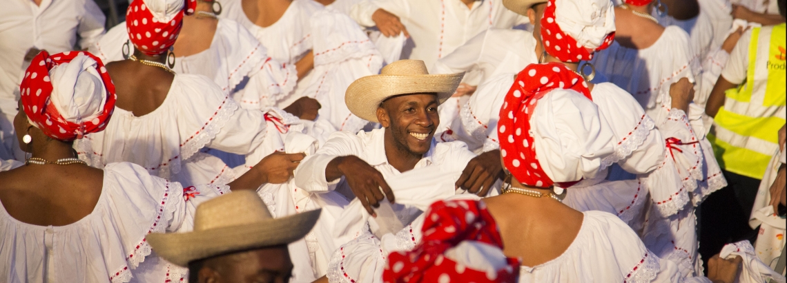 grupo de danza folclor