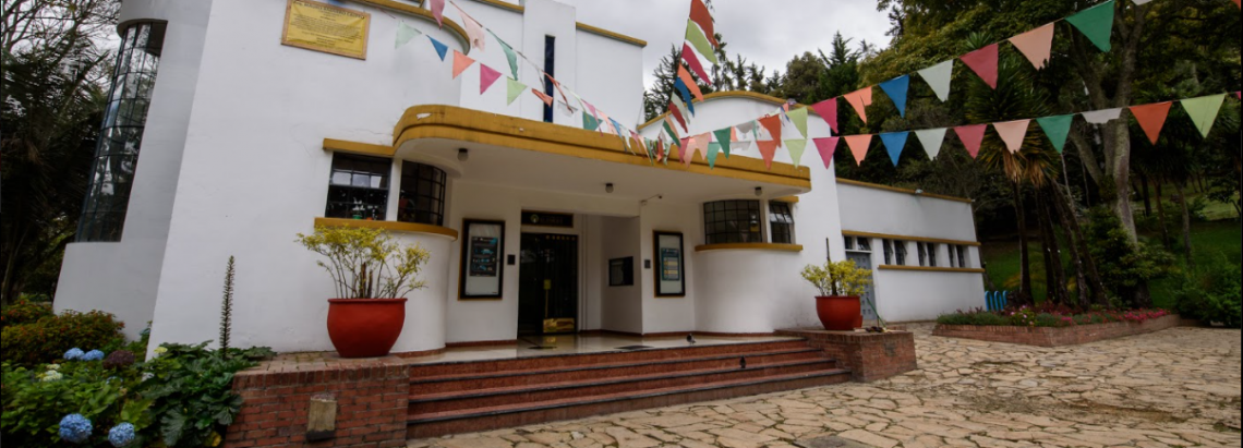 El Teatro El parque, que celebra su aniversario número 85, estrena Viernes escénico y realiza el Laboratorio de juguetes. 