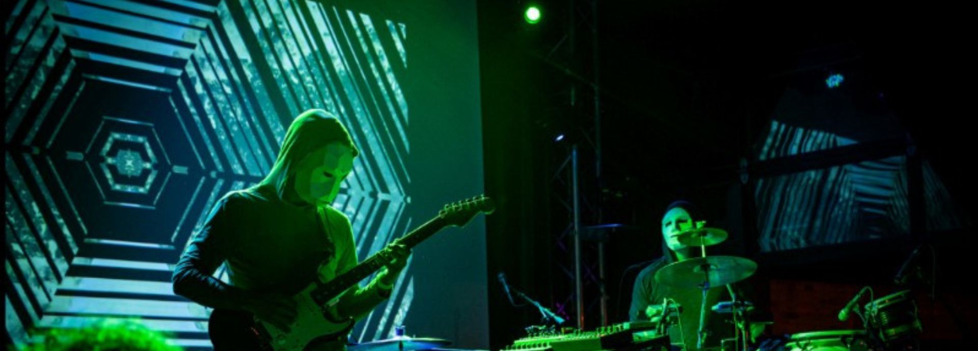 Artista en escenario cactus