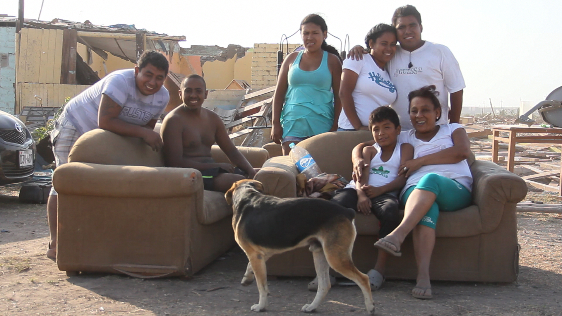 Foto película peruana A punto de despegar