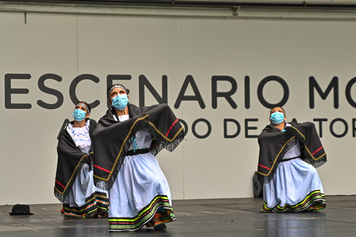 Bailarines en escena