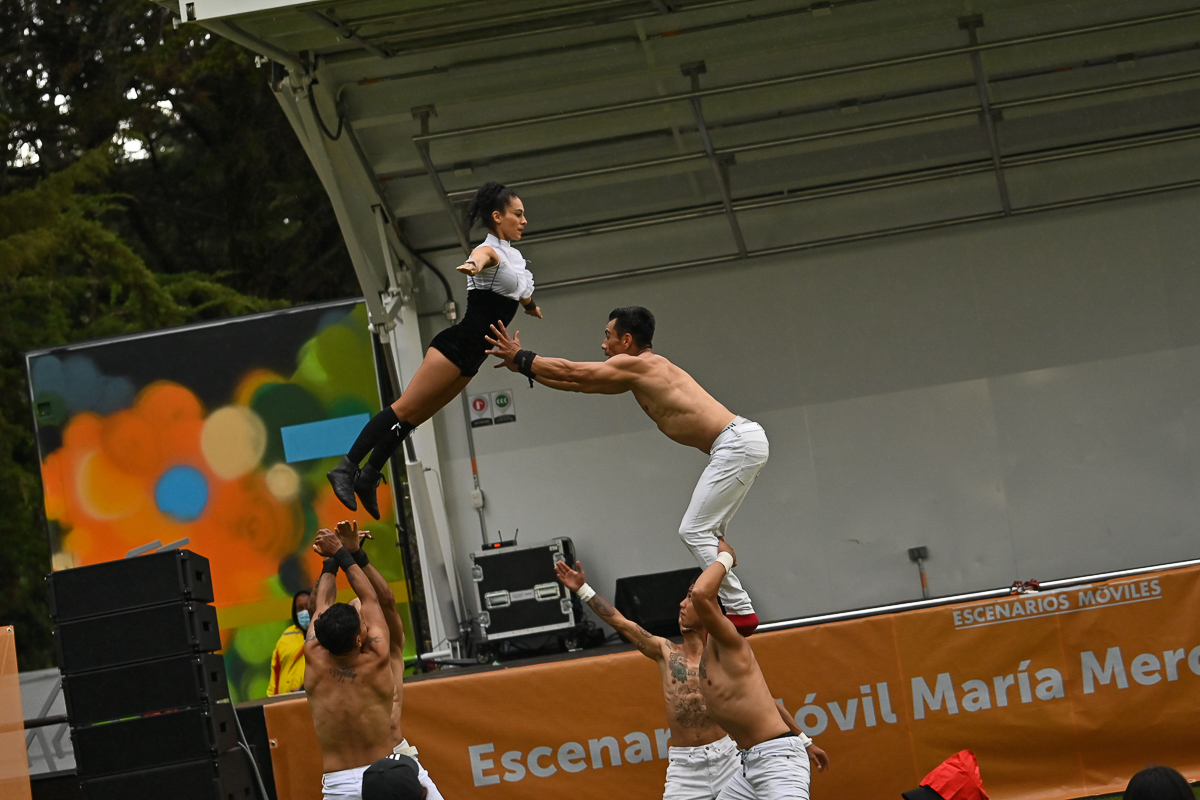 artistas en parque