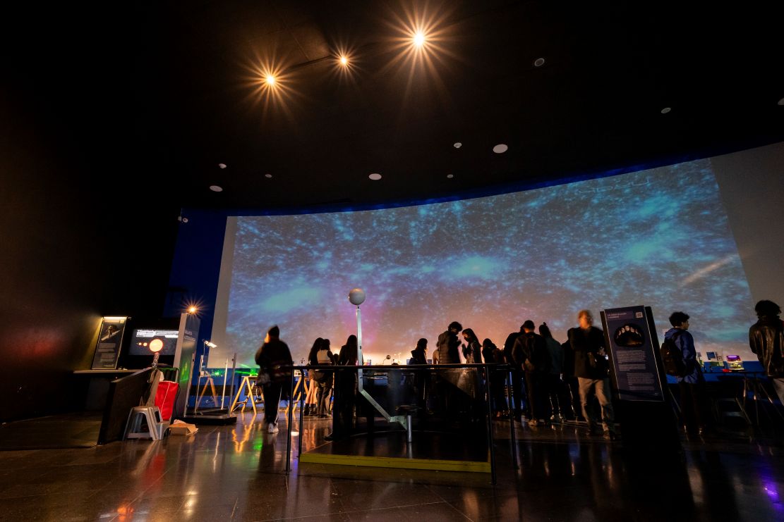 Exhibición de la muestra del laboratorio de maquinas para atrapar cometas