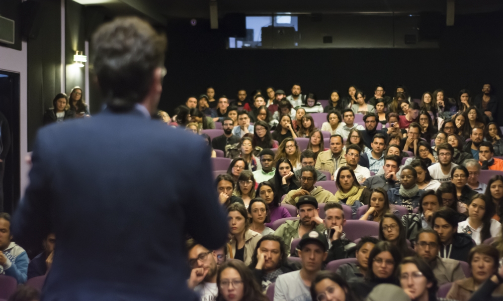 Conversatorio de Miguel Salazar, director de Ciro y Yo