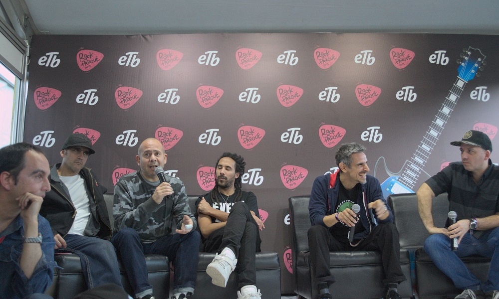 Ruedas de prensa Rock al parque artistas en entrevista