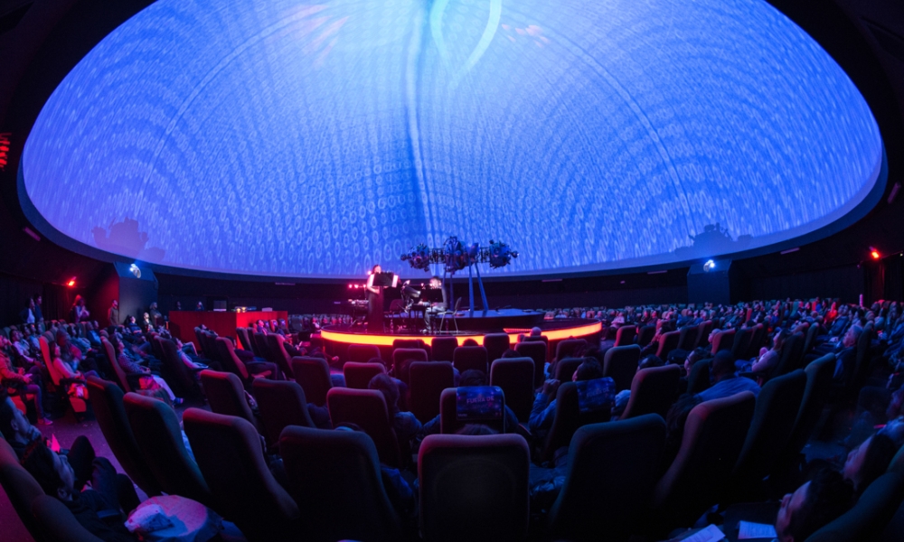 Observe cuatro planetas y un concierto sinfónico en el Planetario Observe cuatro planetas y un concierto sinfónico en el Planetario