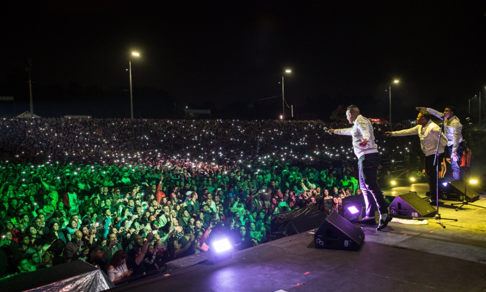 Salsa al Parque 2017 público en el festival