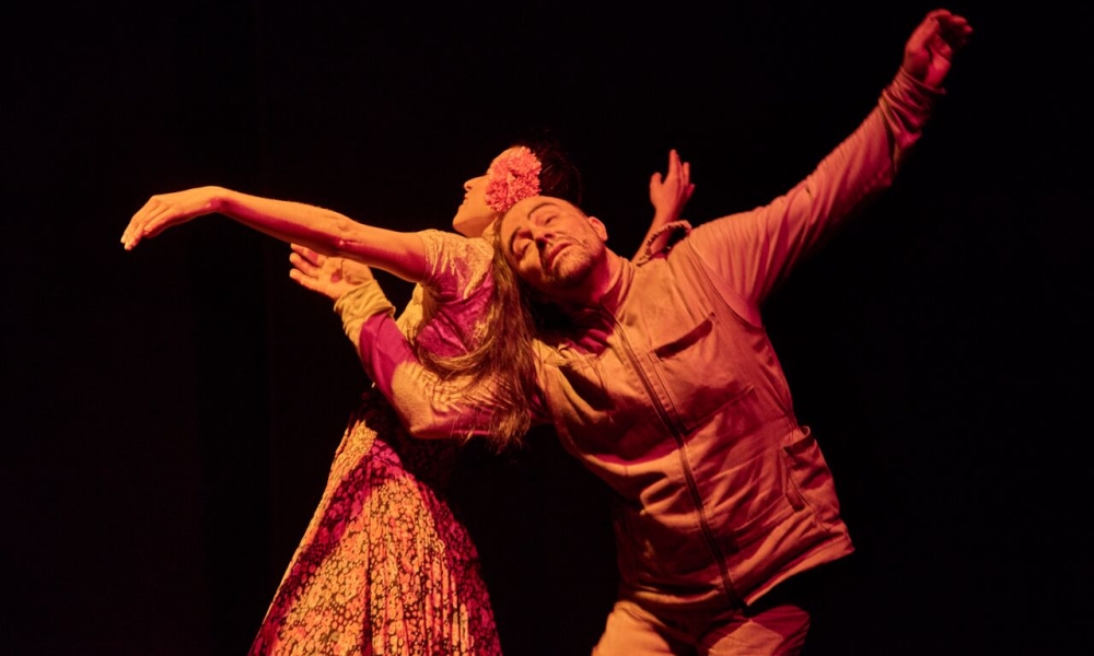 Manú - Casa del Silencio Representación teatral hombre y mujer