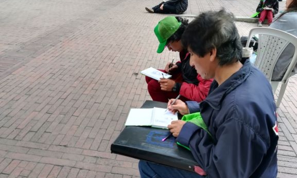 Maratón Dibujo Hombres dibujando