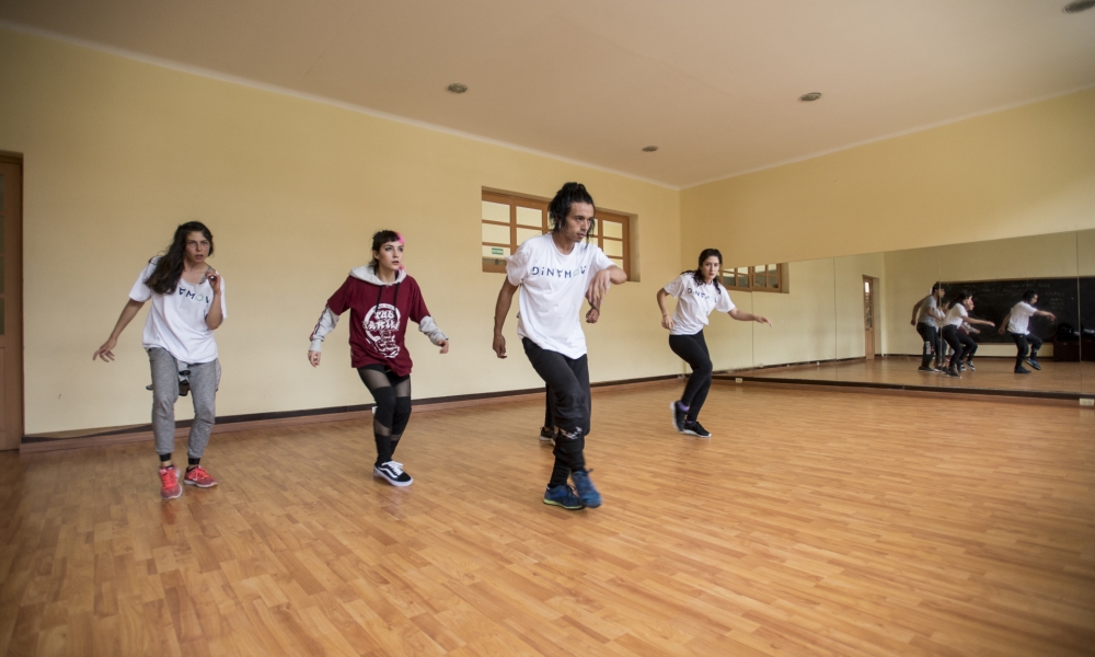 Bailarines en la Casona de la Danza Bailarines en la Casona de la Danza