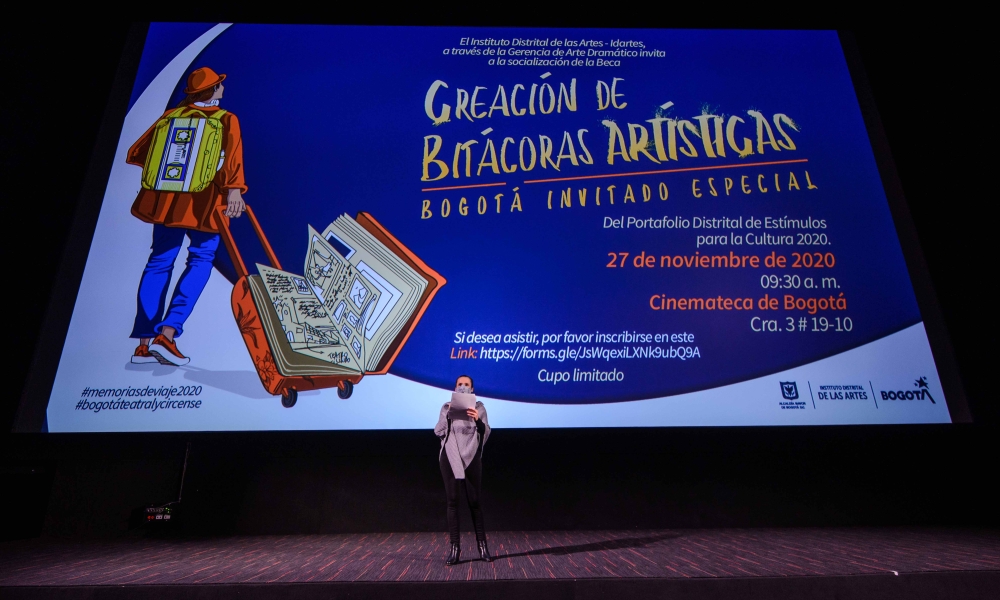 Beca Botácoras Gerente de Arte Dramático en el escenario