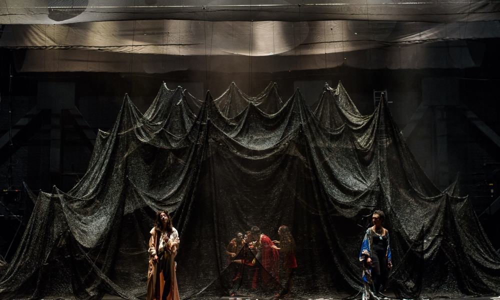 La tragedia griega de Medea se tomó el escenario del Gaitán La tragedia griega de Medea se tomó el escenario del Gaitán