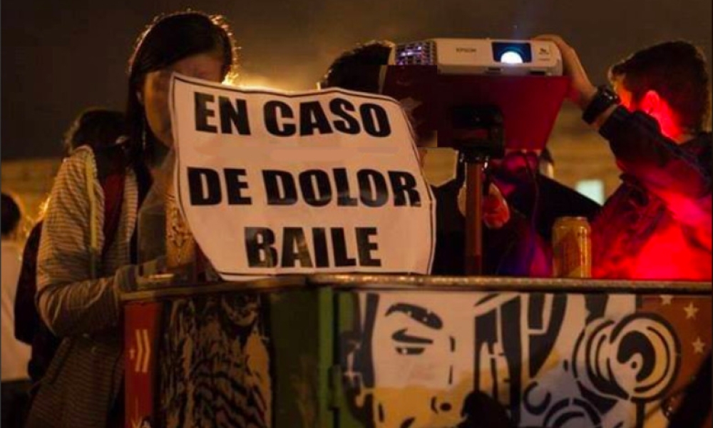 En el Facebook Live Arte y calle para siempre se reconocerán las formas prácticas artísticas en torno a los trabajos de la memoria junto a los colectivos y artistas. En el Facebook Live Arte y calle para siempre se reconocerán las formas prácticas artísticas en torno a los trabajos de la memoria junto a los colectivos y artistas.