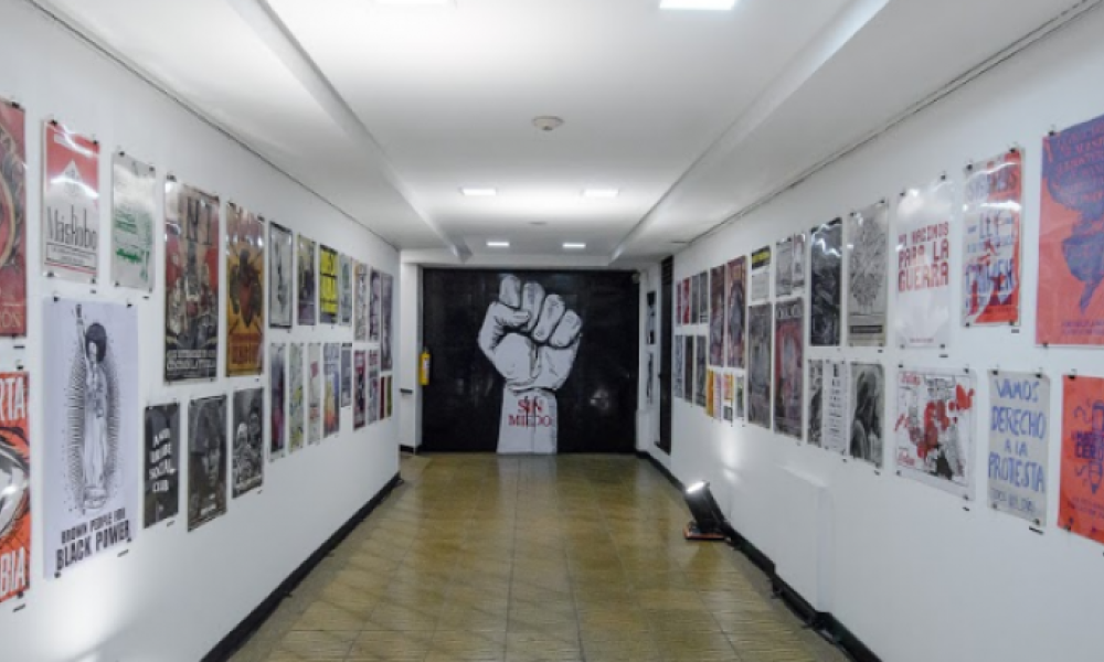 El cartelismo recorre el callejón de exposiciones del Gaitán El cartelismo recorre el callejón de exposiciones del Gaitán