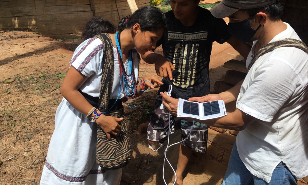 Taller Tecnologías para abrazar el sol - Murunmuke, Sierra Nevada de Santa Marta. 2020. Juan David Reina-Rozo Taller Tecnologías para abrazar el sol - Murunmuke, Sierra Nevada de Santa Marta. 2020. Juan David Reina-Rozo