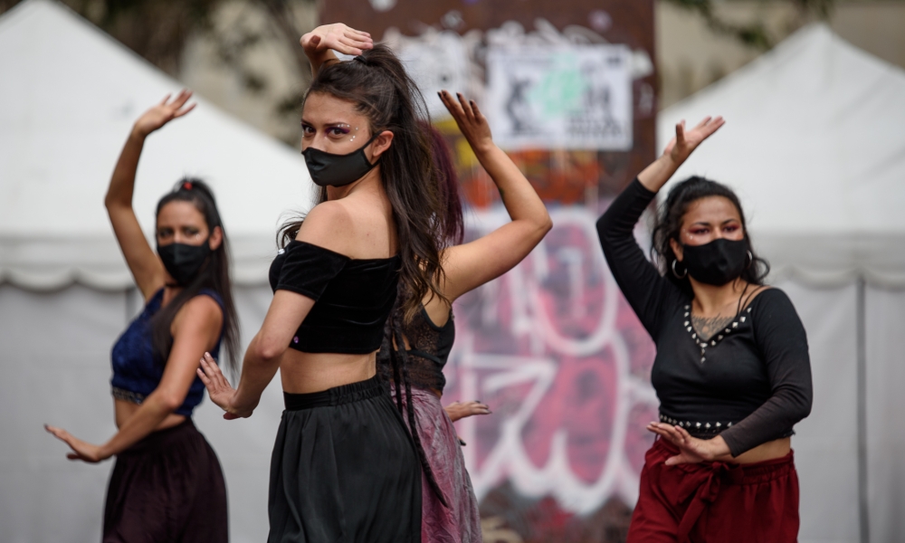 Danza en la Ciudad, foto de Mathew Valbuena Danza en la Ciudad, foto de Mathew Valbuena