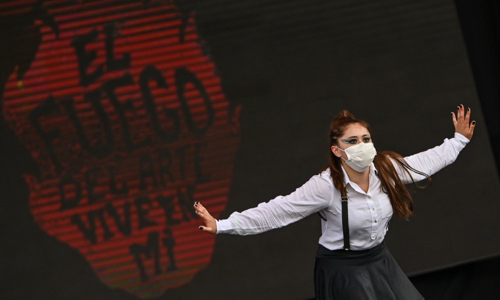 Artista en escena