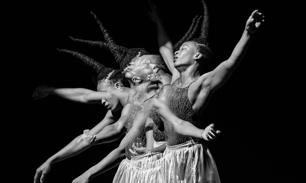 Talleres de folclor argentino, yoga terapéutico, exploración corporal, danza africana y flamenco hacen parte de la programación de marzo en la Casona de la Danza. Bailarines en escena