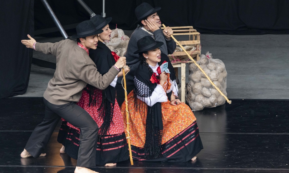 Danza en la Media Torta