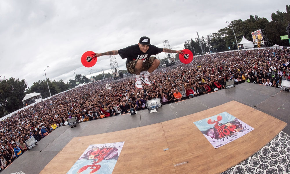 Dj Spizike saltando en Hip Hop al Parque