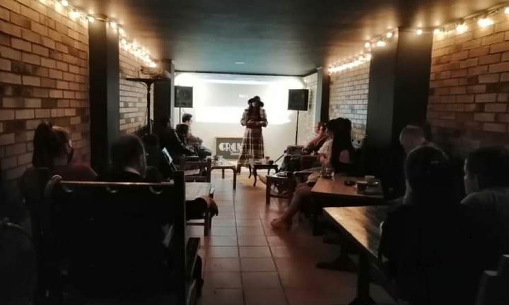 Cinefilia en cocción de Choachí Sala de cine con proyección