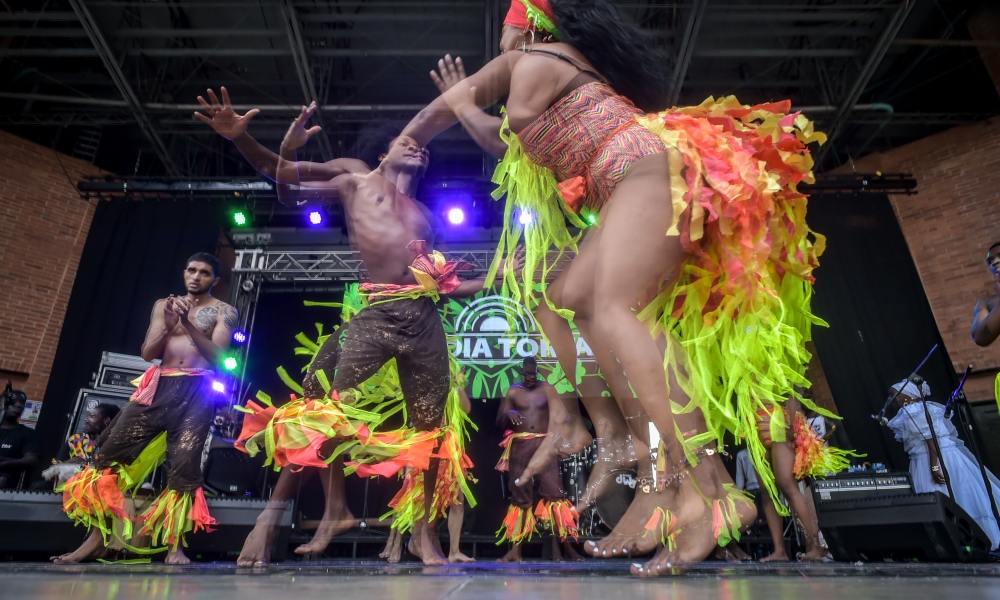 Evento de danza en la Media Torta