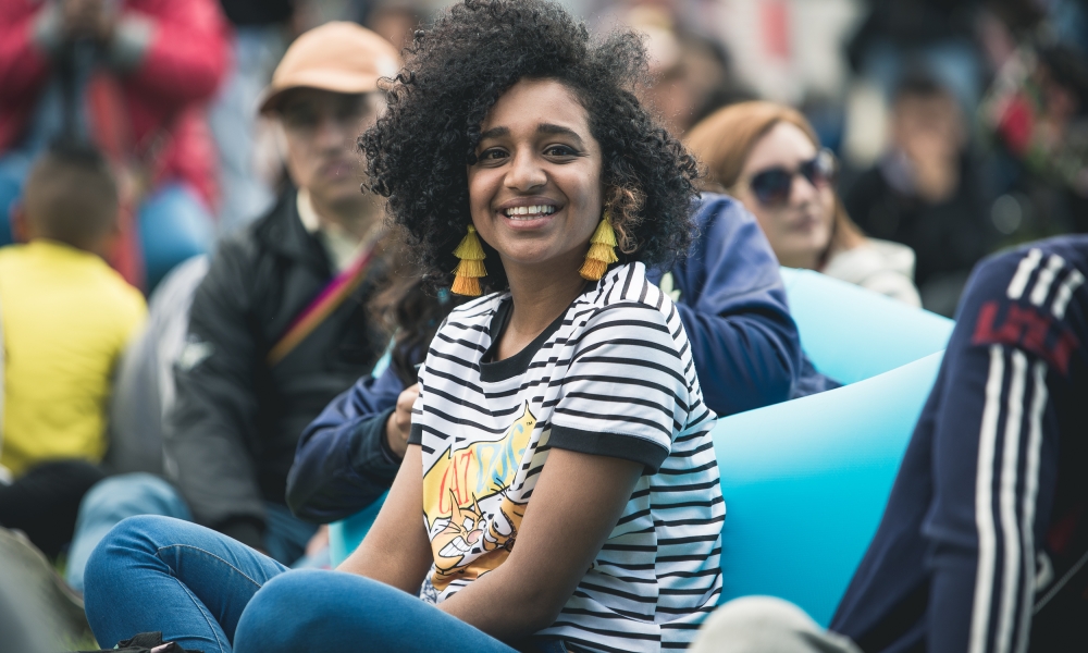 Joven Colombia al Parque Fotografía de Mathew Valbuena