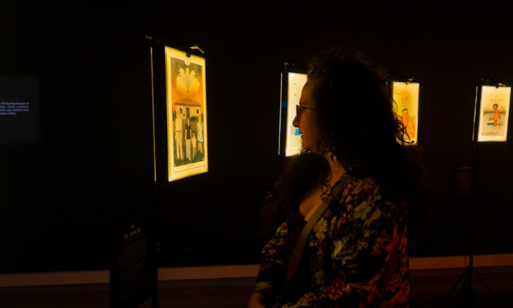 Exposición Espejo de luz Exposición Espejo de luz