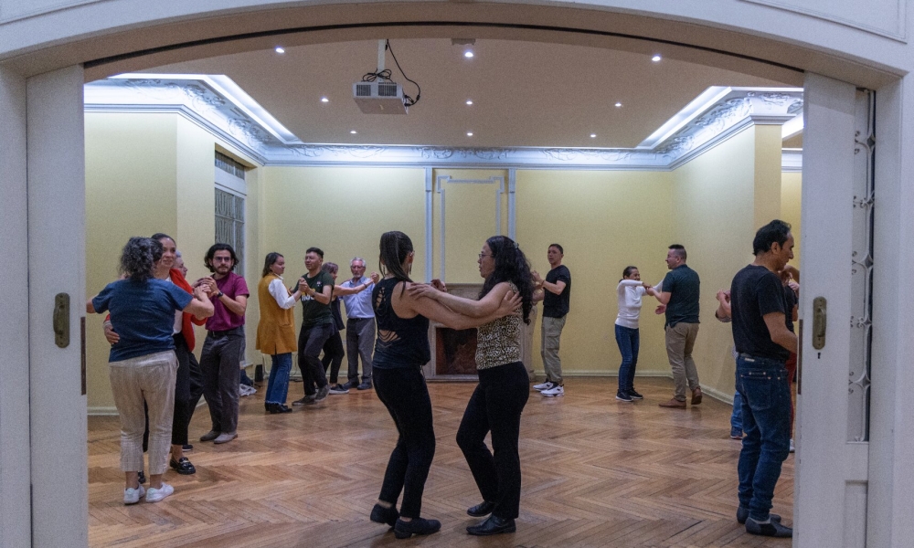 Salones de Baile Salones de Baile