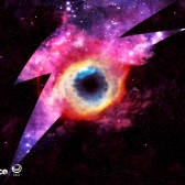 Pieza Twitter - Un viajero interestelar, un show de David Bowie