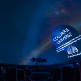 Proyección de Colorful Universe del Planetario de Moscú. 