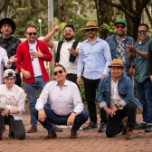 La cósmica charanga
