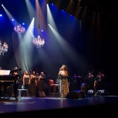 Valeria Lima en concierto