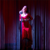 Artista en escena