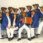 Los Nuevos Corraleros