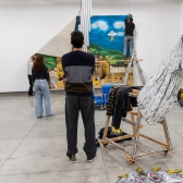 fotografía por Juanita González - montaje exposición nominada al XIII Premio Luis Caballero Anoche a la medianoche de Ricardo Muñoz Izquierdo