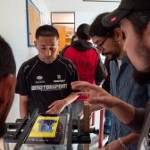 Durante la sesión de stop motion en el taller de audiovisuales del Programa Crea en el Hospital Santa Clara