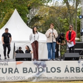 Lectura bajo los árboles 2024