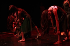 Hamlet Máquina del Crea RUU en V Festival Estudiantil de Teatro