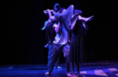 Hamlet Máquina del Crea RUU en V Festival Estudiantil de Teatro