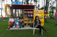 Lanzamiento Sylvie, Libro al Viento