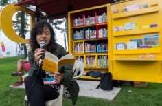 Lanzamiento Sylvie, Libro al Viento