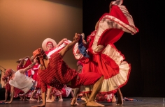 Bogotá ciudad de folclor en el Teatro Jorge Eliecer Gaitan
