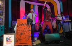 Lanzamiento DC en vivo