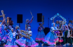 Gala lo mejor de la danza folclórica colombiana