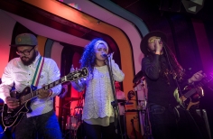 Lanzamiento DC en vivo