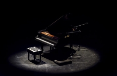 Presentación del pianista James Rhodes en el teatro Jorge Eliécer Gaitán
