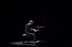 Presentación del pianista James Rhodes en el teatro Jorge Eliécer Gaitán
