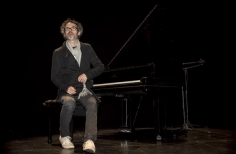 Presentación del pianista James Rhodes en el teatro Jorge Eliécer Gaitán